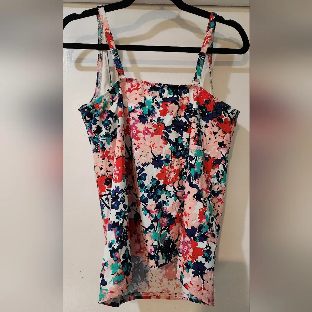 Women's Lands' End Floral Tankini Top, Size 12(Medium) - Picture 5 of 11